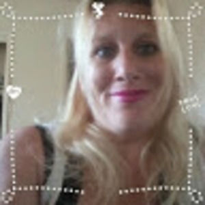 Meet your Posher, April may